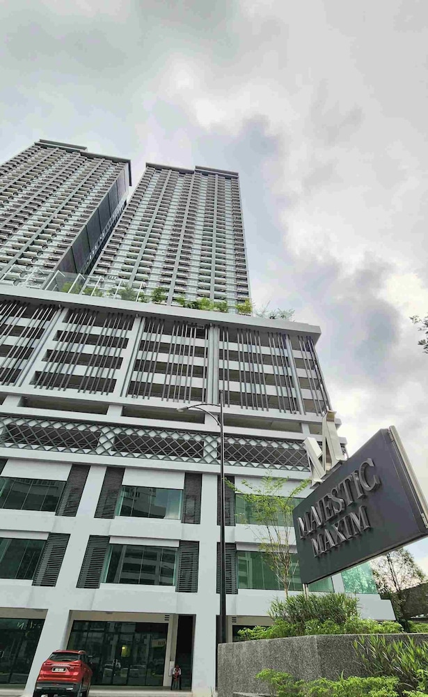 Residensi Majestic Maxim Condo