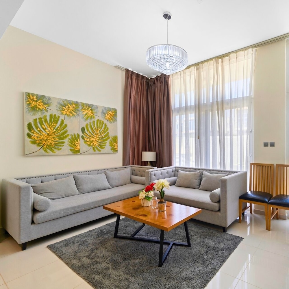 Modern 3BR townhouse in Damac Hills 2