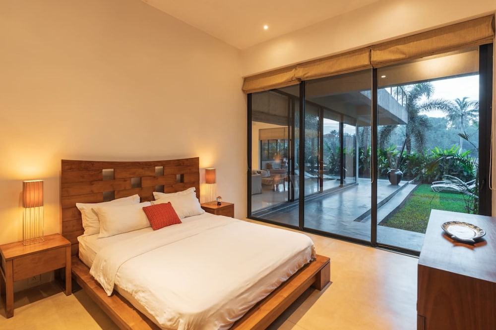 Puravida I -luxury 5bhk w Pvt Pool in Anjuna