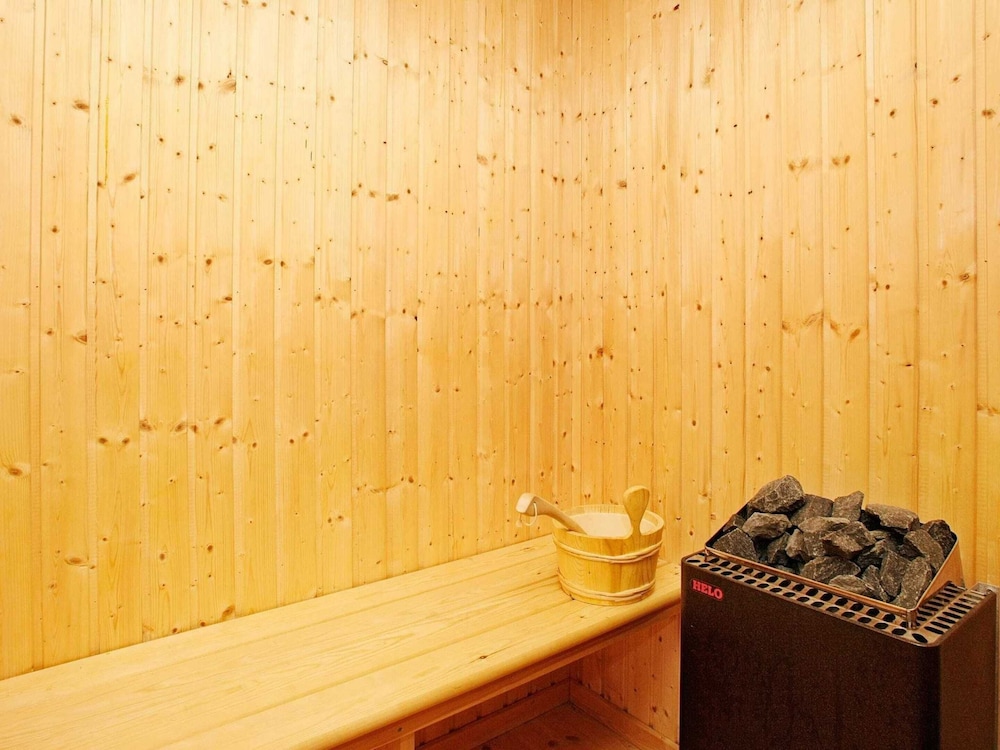10 Person Holiday Home in Brovst view 2