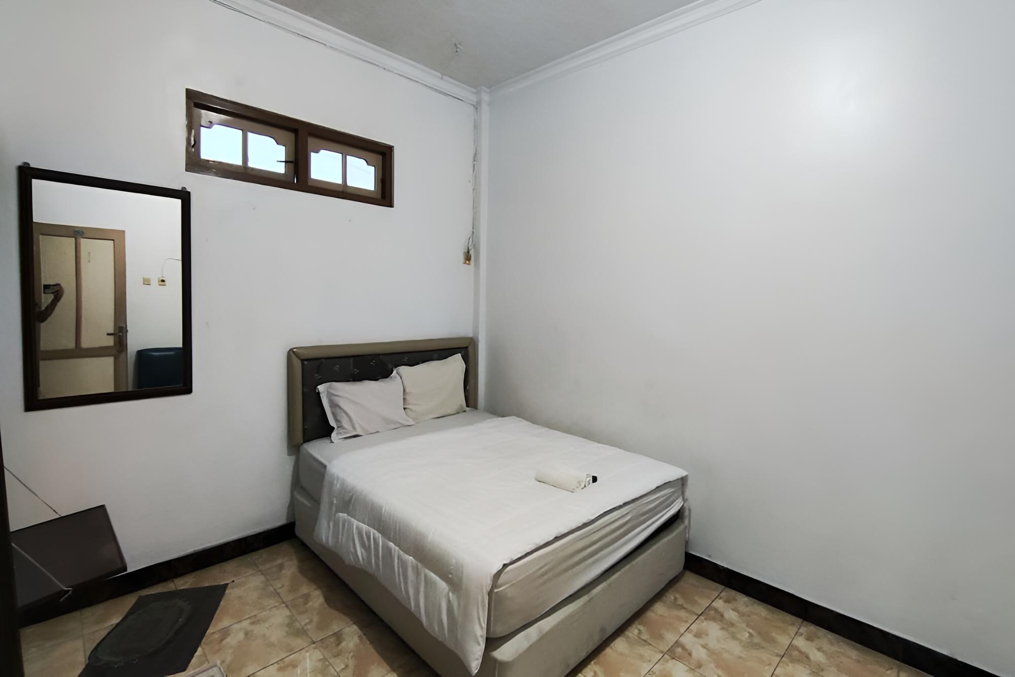 Capital O 93653 Kinasih Hotel view 2