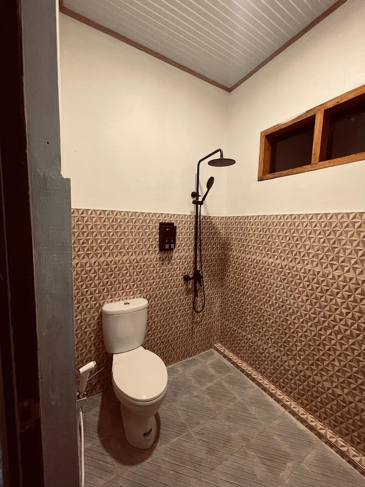Zoya Rinjani Villa view 5