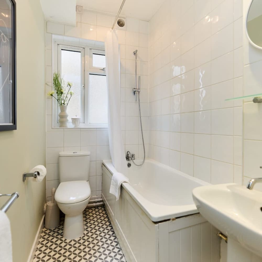 The Clapham Place - Prestigious 1bdr Flat With Terrace