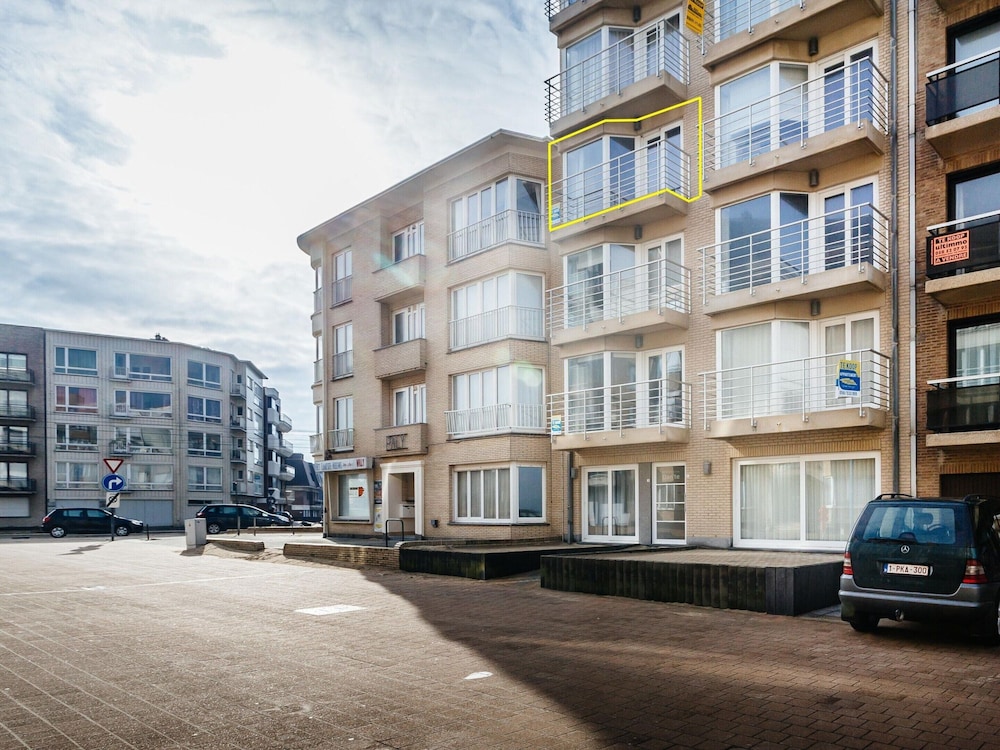 Apartment in Koksijde Near the Sea