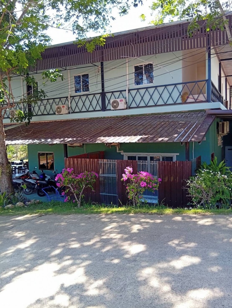 Green Gen Hotel Phuket