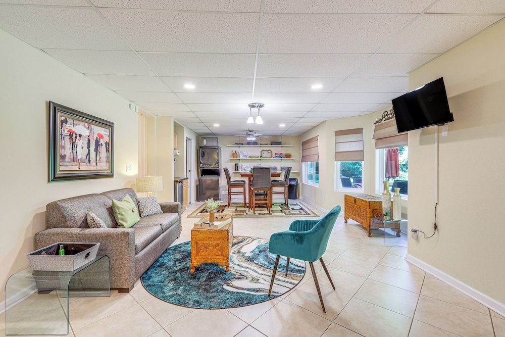 Cozy Jonesboro Studio w/ Patio ~ 22 Mi to Atlanta!