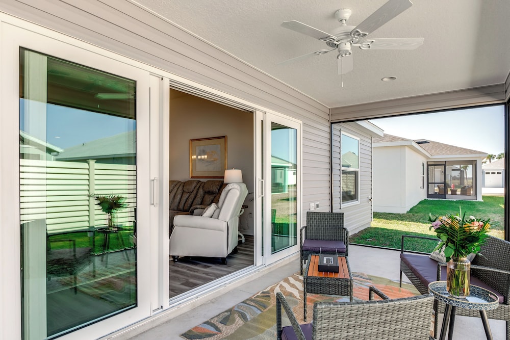 The Villages Golf Escape: Home w/ Pool Access!