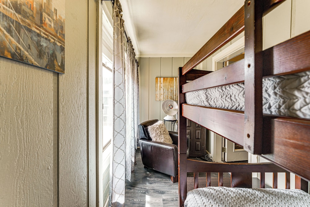 2 Blocks to Angel Fire Resort: Family Condo