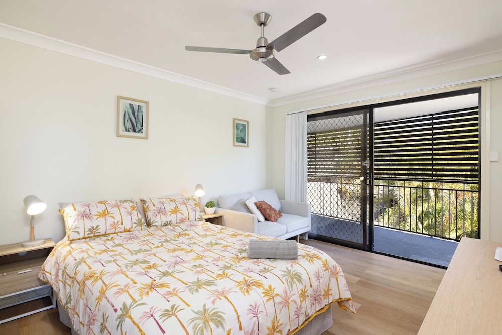 Smart Suites Self Check-in Apartments - 144 Dixon