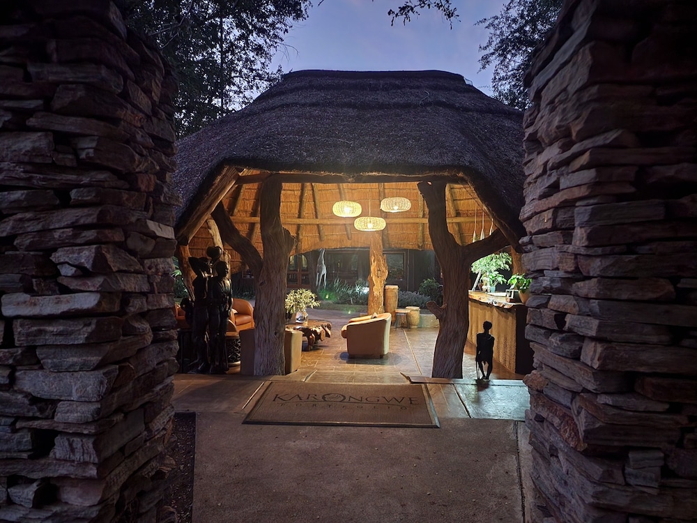 Karongwe - River Safari Lodge