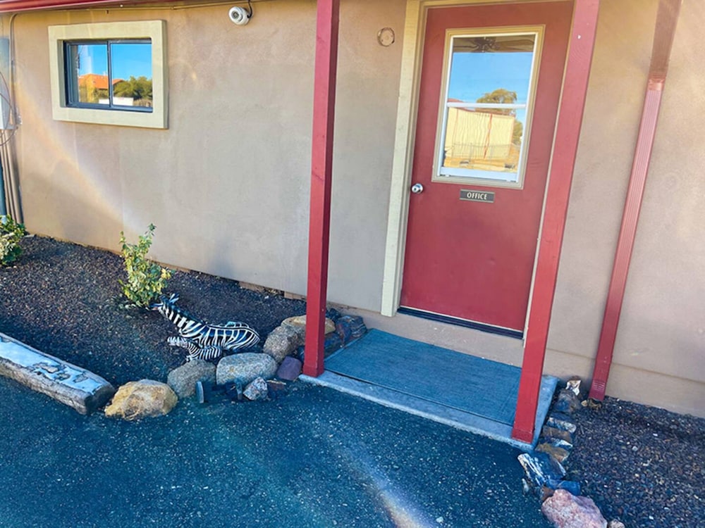 Zebra Refuge Cottage-wild Unique Prescott Stay