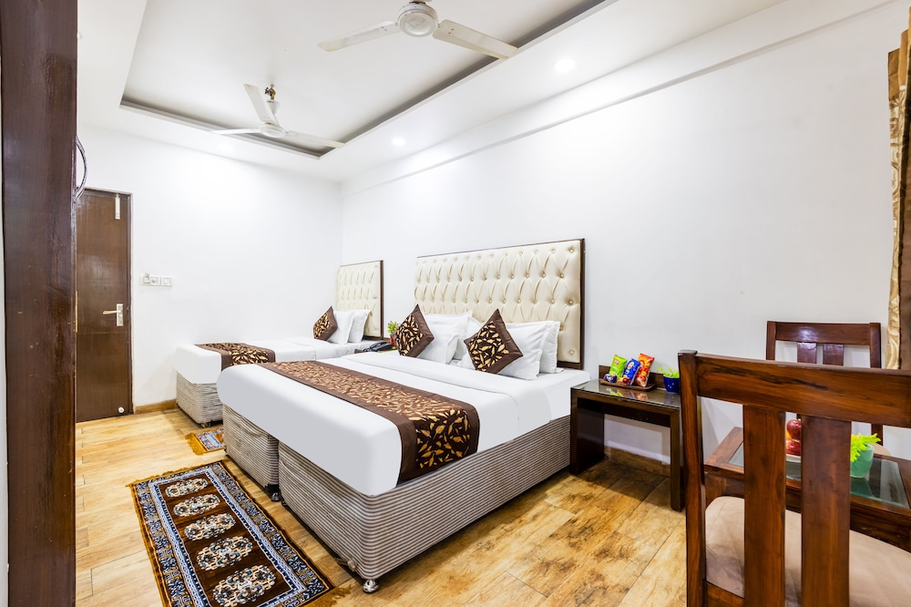 Hotel Kabeer New Delhi Railway Station