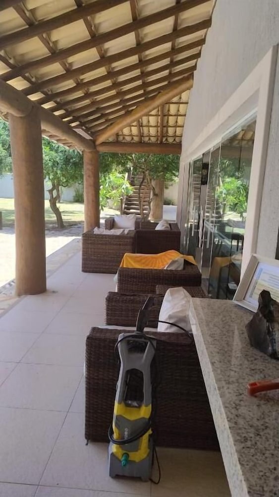 Jolly Praia de Tucuns e Hospedagem