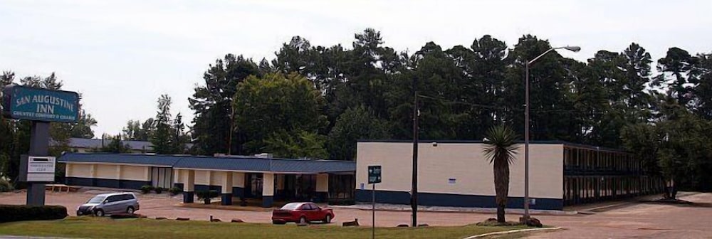 San Augustine Inn