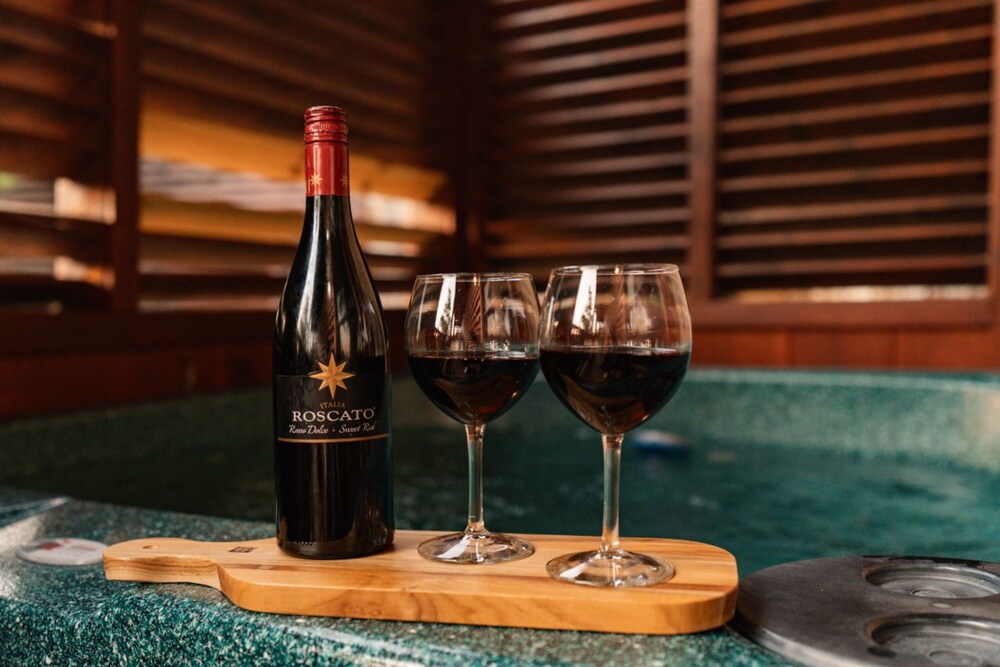Amazing Views w Gameroom Hot Tub Pool