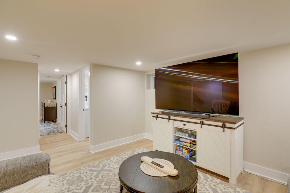 3 Mi to Minute Man Nhp: 'summer St Retreat' + Deck