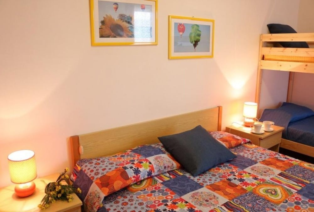 Superb Apartment With sea View view 3