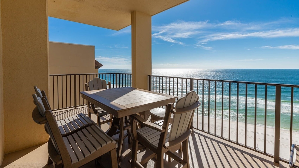 Phoenix Iv 4125 3 Bedroom Condo by Redawning view 5