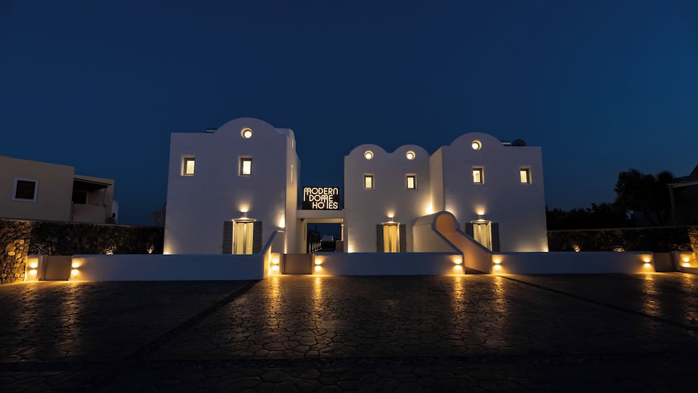 MODERN DOME HOMES OF SANTORINI