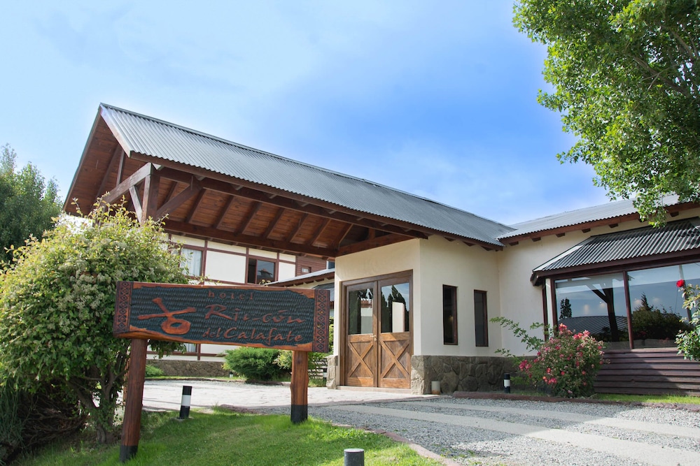 Hotel Rincón del Calafate - Image 1