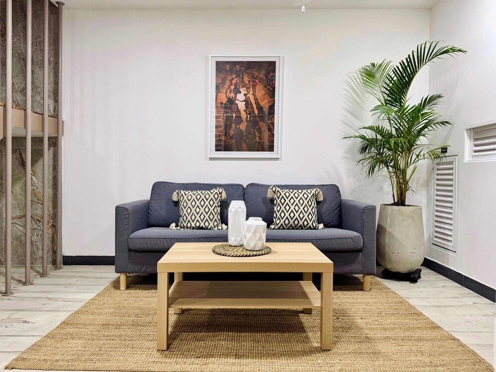 w Comfy Loft w Great Deco in Cali