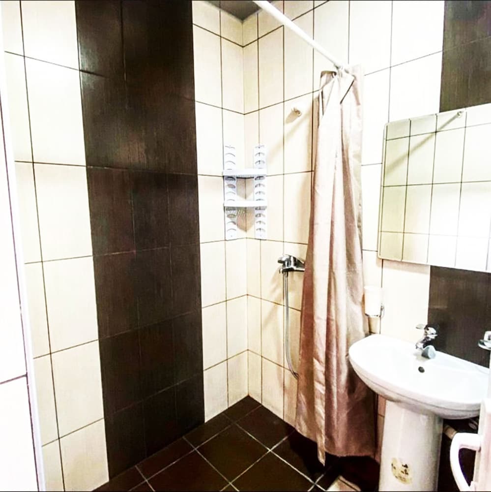 Domino Yerevan Hostel & Tours
