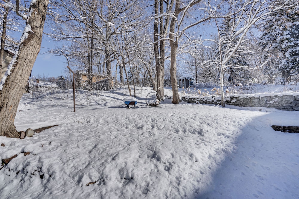 Pet-friendly Saint Paul Home w/ Shared Yard!