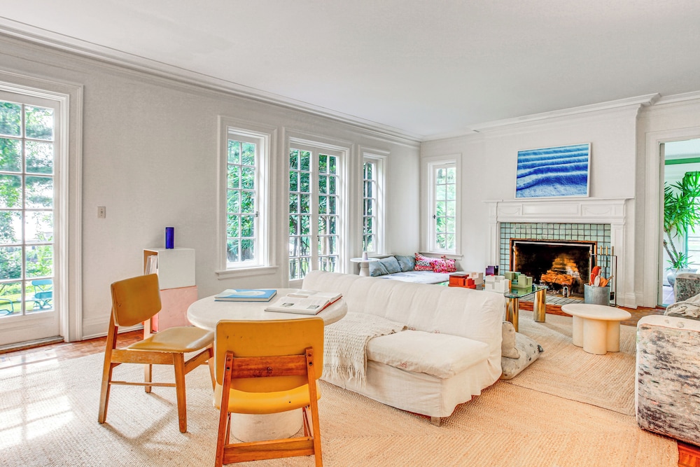 Hudson Valley Estate on 4 Acres w/ Private Pool!