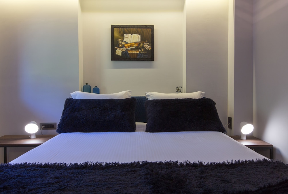 Anthemion Suites & Villas