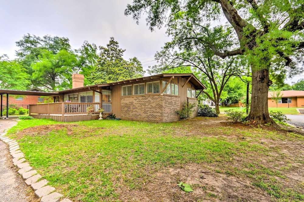 Restful Winnsboro Family Home: Walk to Main Street - Property Image 4