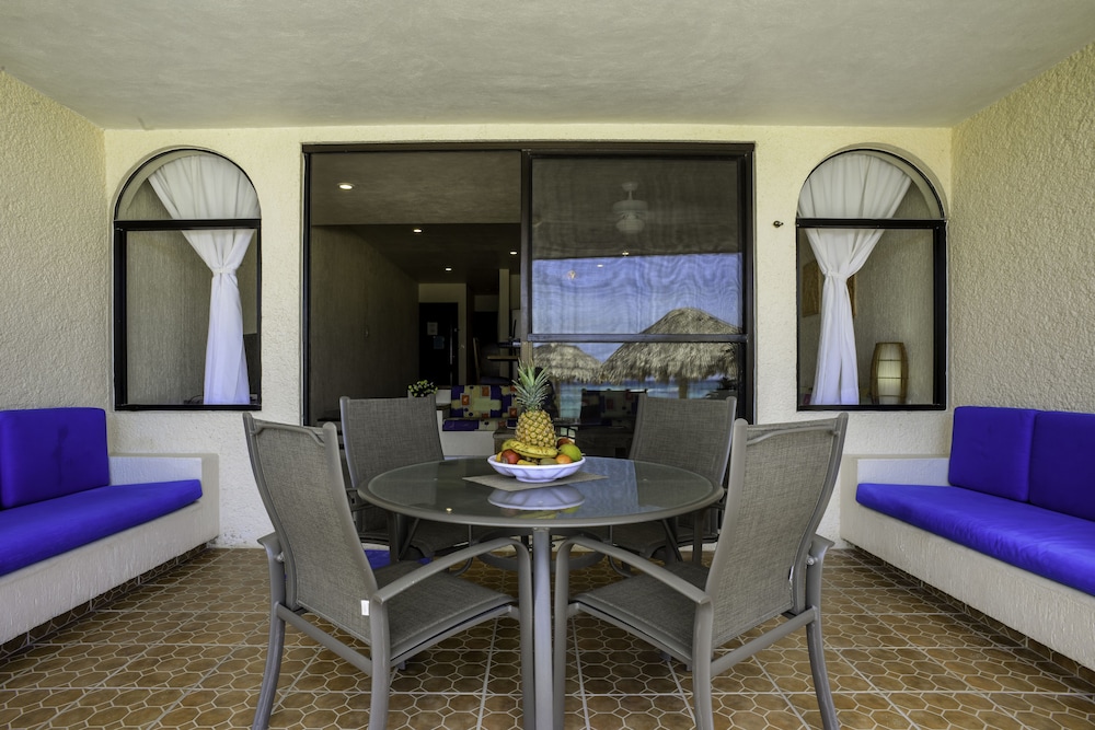 Villas De Rosa Beach Resort - Property Image 8