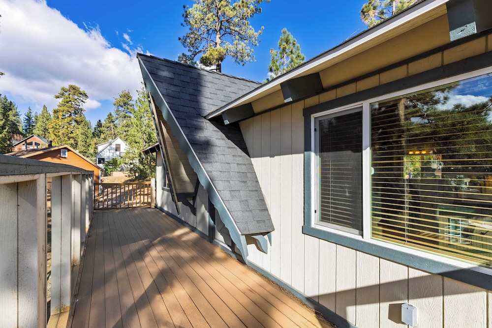 Lakeside in Bearadise by Avantstay Gorgeous Mountain Cabin in Boulder Bay!