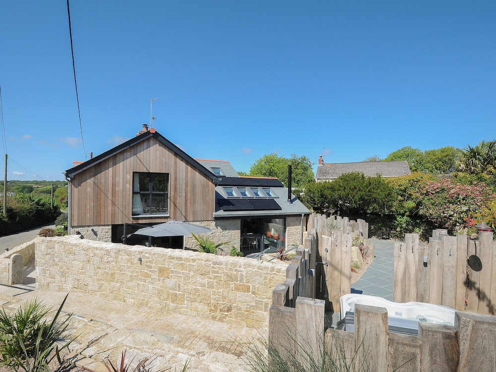 Stargazy Cottage