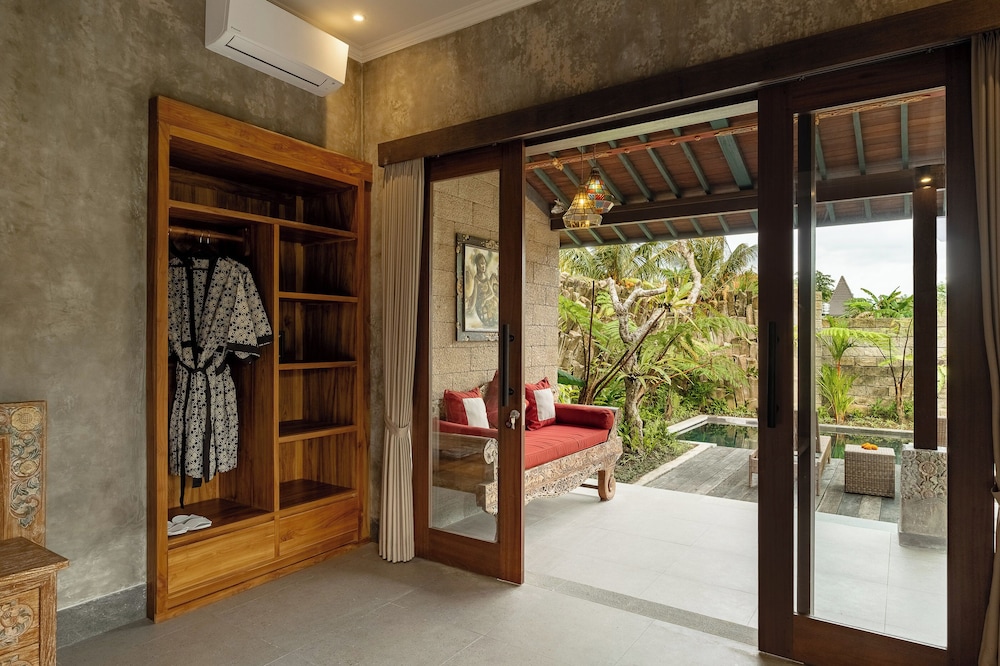 Agrapana Ubud Villa