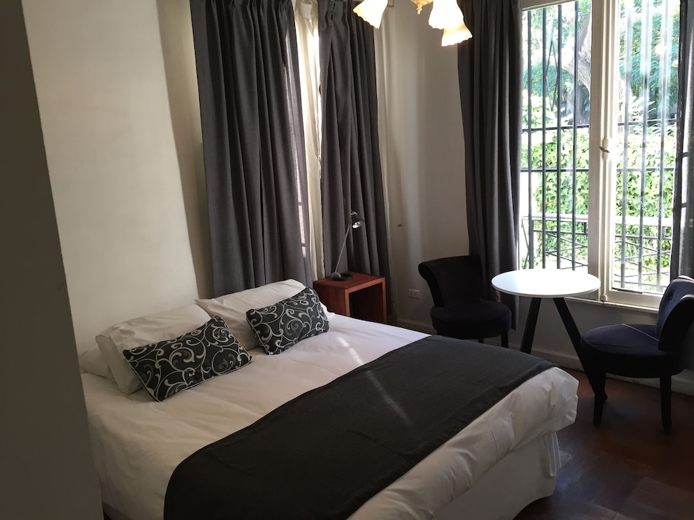 WE Hotel