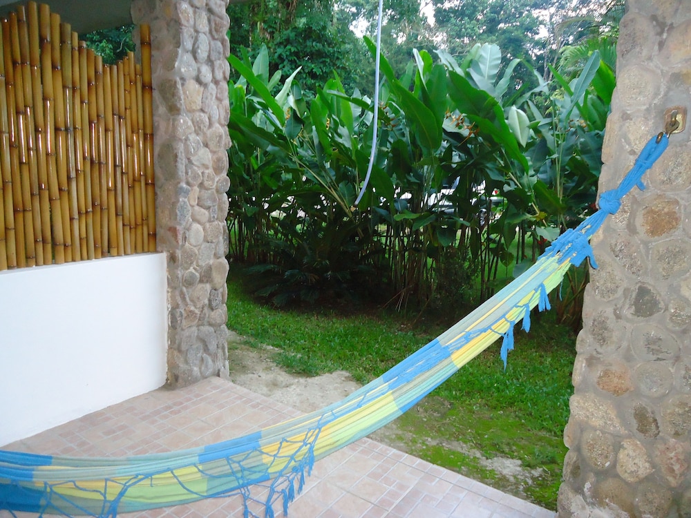 Bali Suites Itamambuca