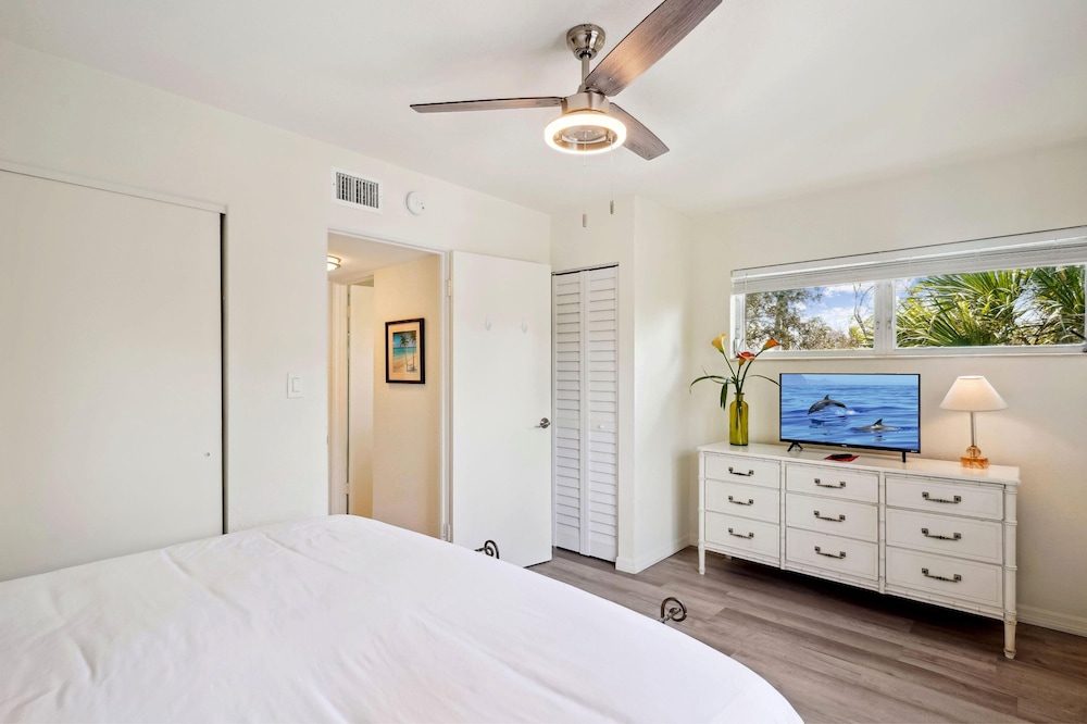 Beach Quarters #5