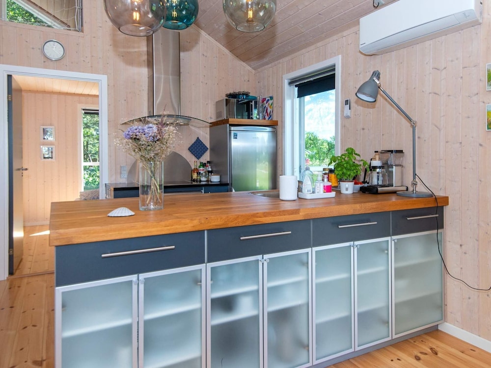 6 Person Holiday Home in Logstor