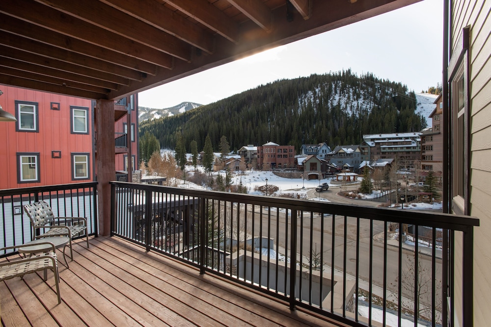 Winter Park CO Resort Lodging - Fraser Crossing/Founders Pointe