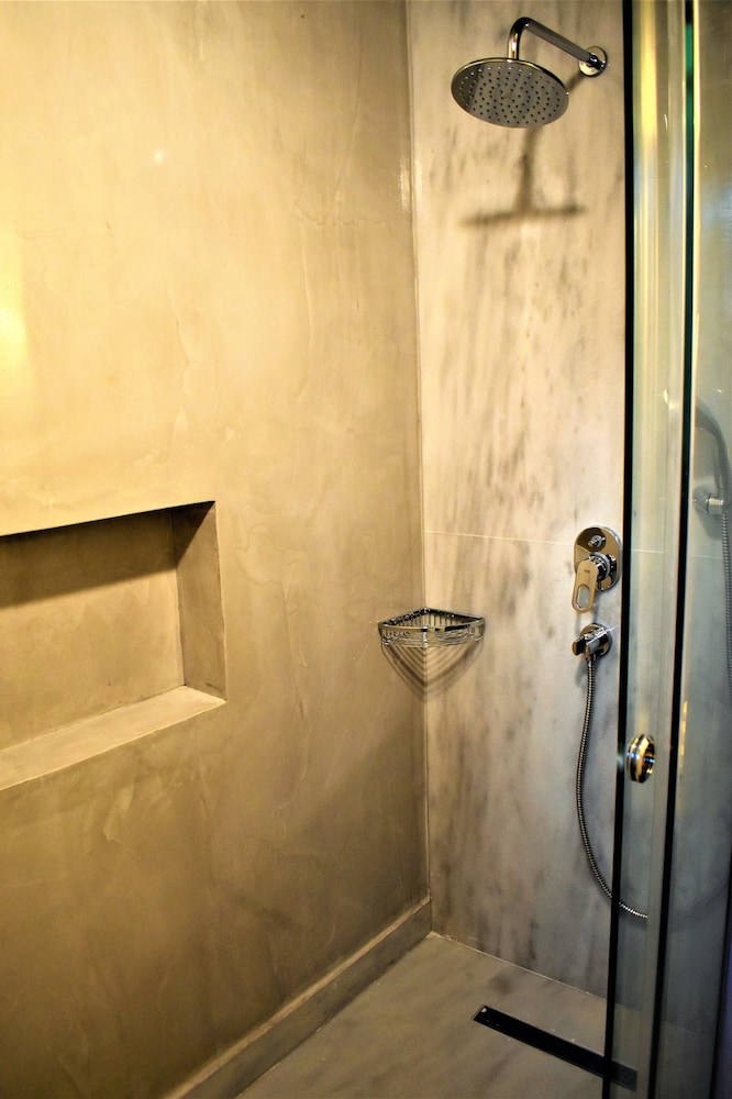 Acropolis Suites