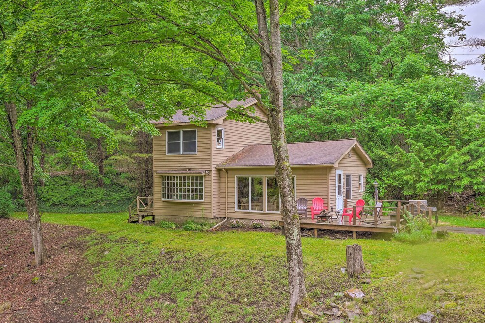 'the Mill River Cabin w/ Fireplace & River View!
