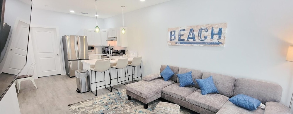 Villas De Laguna 3 3 Bedroom Townhouse