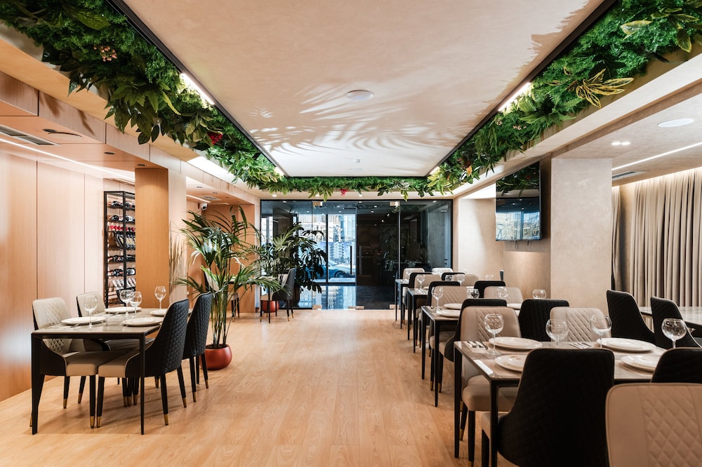 Troci Hotel 114