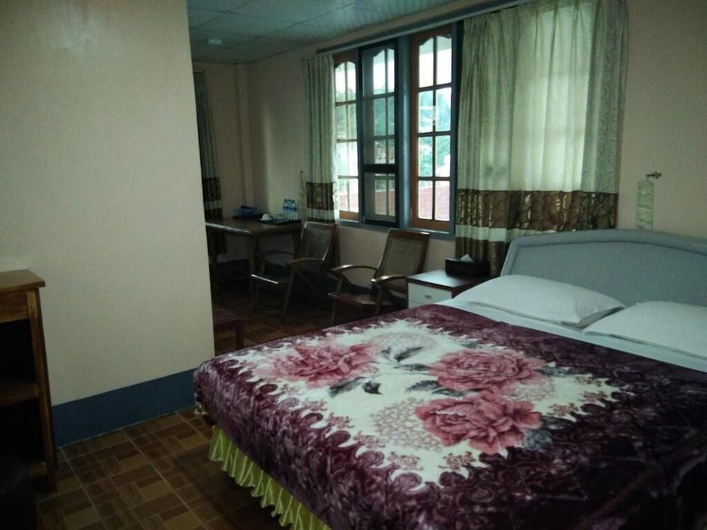 Golden Kalaw Inn