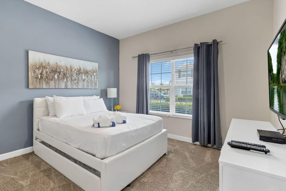 Your 5bdr House w Pool - 4959