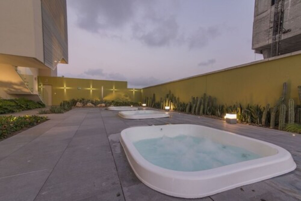 H2 Residences By Nomad Guru