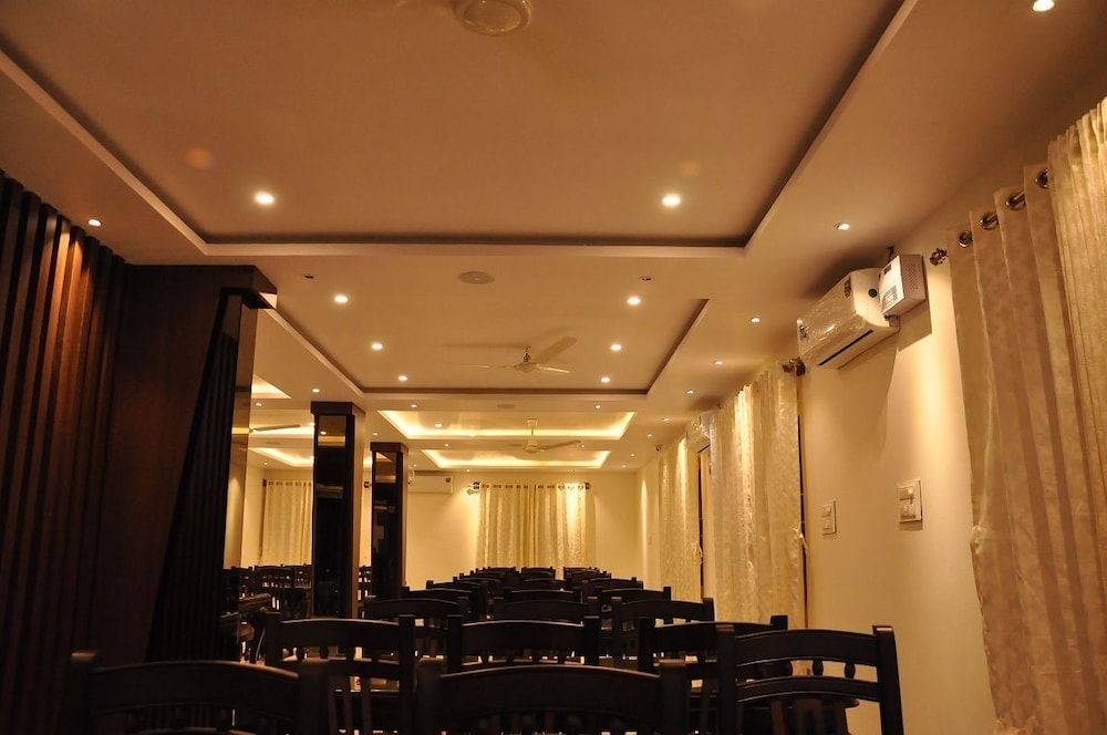 LG Park Hotel
