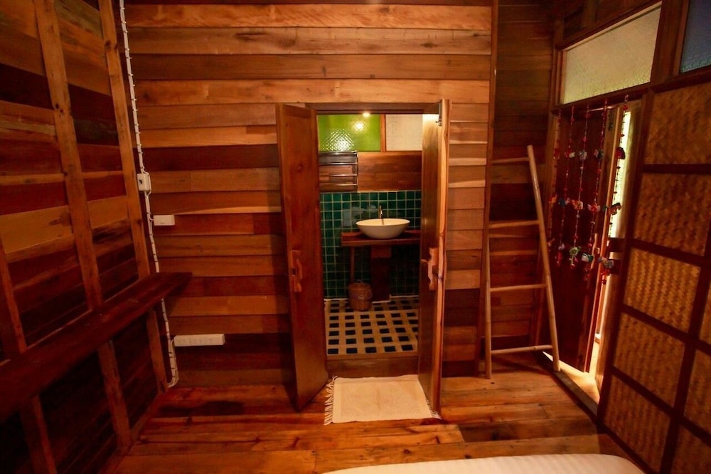 Photo 47