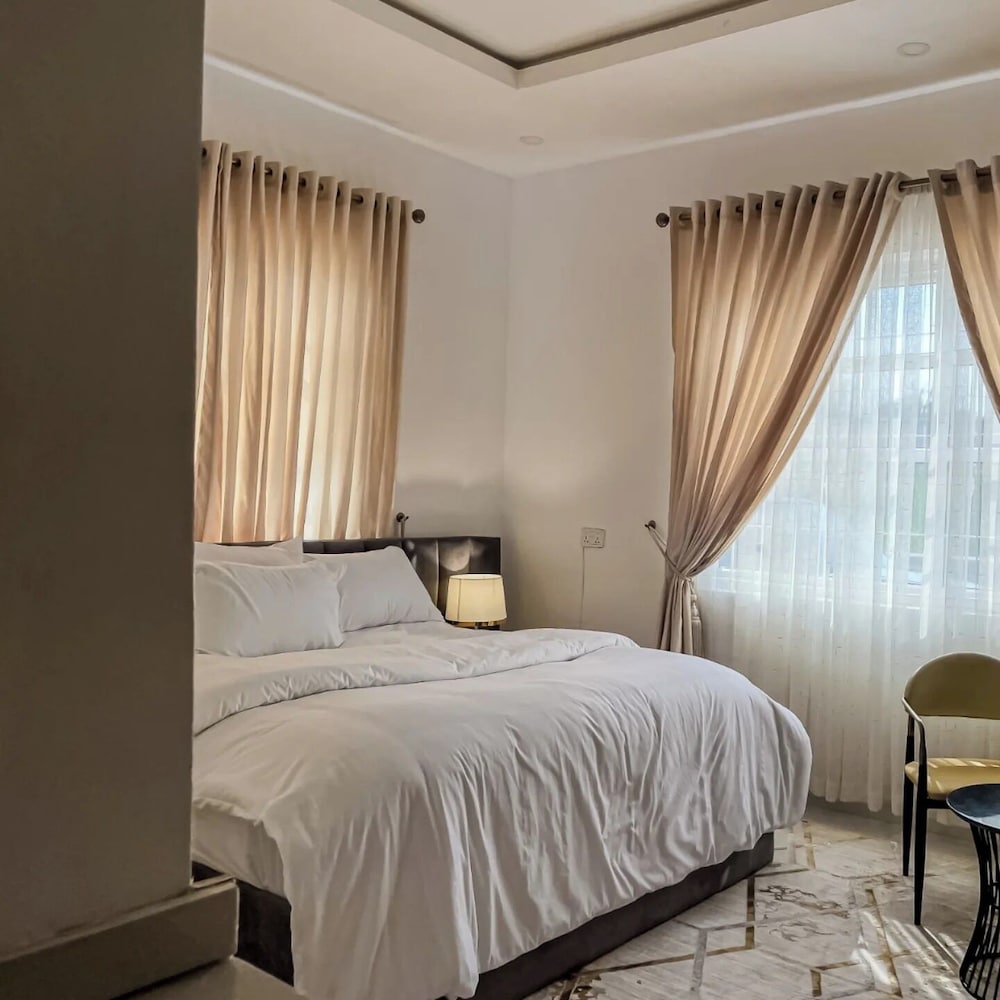 The Bond Apartment