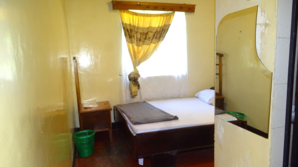 Fahari Africa view 4